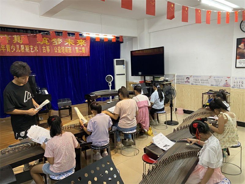 我馆2024年青少儿暑期艺术公益培训班圆满结课